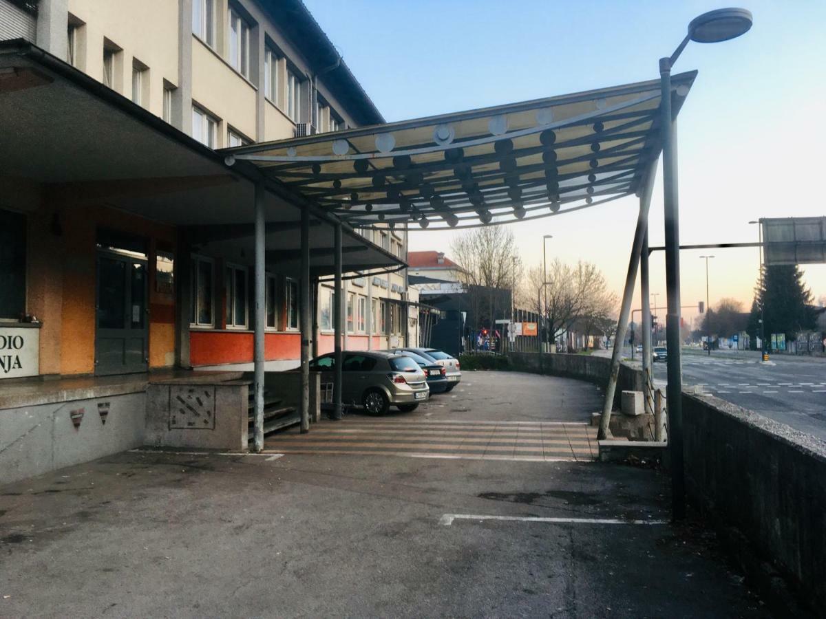 Cozy, Bright And Affordable Single Studio - Free Parking Liubliana Exterior foto